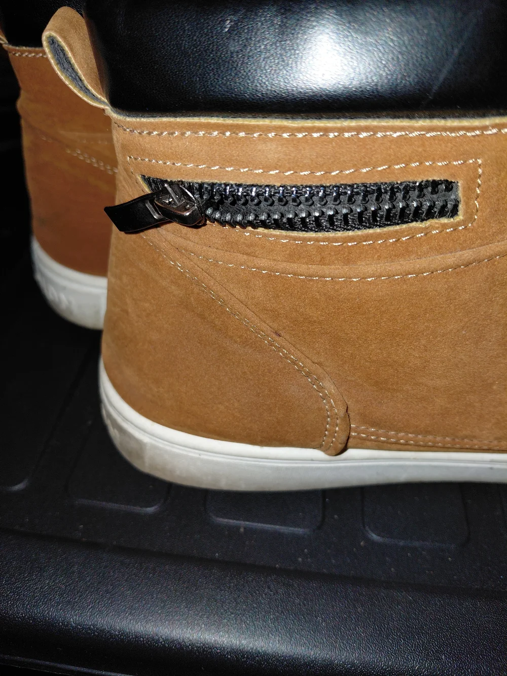Men's Tan High-Top Suede Lace-Up Boots